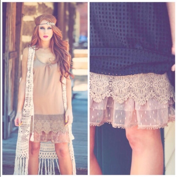 SALE || LACE Dress Extenders || Camel - Picture 1 of 5